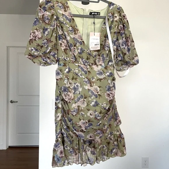 missguided floral mini dress Missguided Puff Sleeve Mini Dress Womens Size 6 Yellow Ditsy Floral Woven  Zip